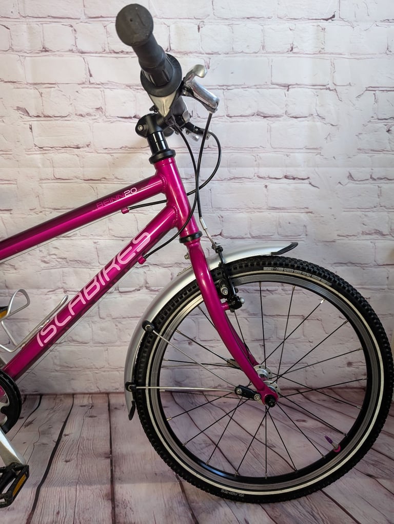 ISLABIKES BEINN 20 LARGE (6+) IN PERFECT CONDITION. COLLECTION NW LONDON OR BUCKS. ISLA BIKE