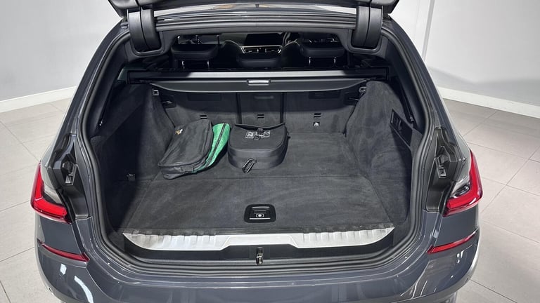 2021 BMW 3 Series 2.0 330e 12kWh M Sport Pro Edition Touring 5dr Petrol Plug-in Hybrid Auto E Est...