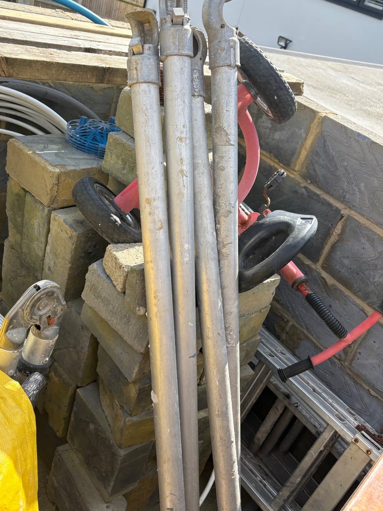 Mini foldable scaffold platform
