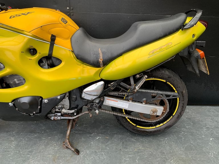 SUZUKI GSX 600F RUNNING PROJECT BIKE HPI CLEAR