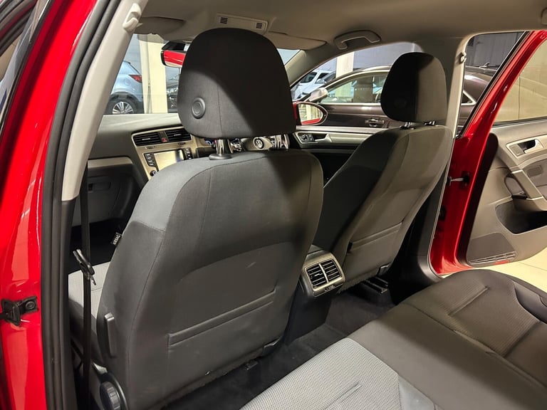 2016 Volkswagen Golf 1.6 TDI BlueMotion Tech Match Edition Euro 6 (s/s) 5dr HATCHBACK Diesel Manual