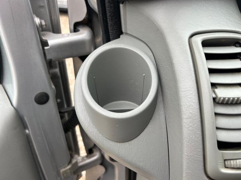 2013 Vauxhall Vivaro 2.0 2900 CDTi Sportive FWD L3 4dr PANEL VAN Diesel Manual