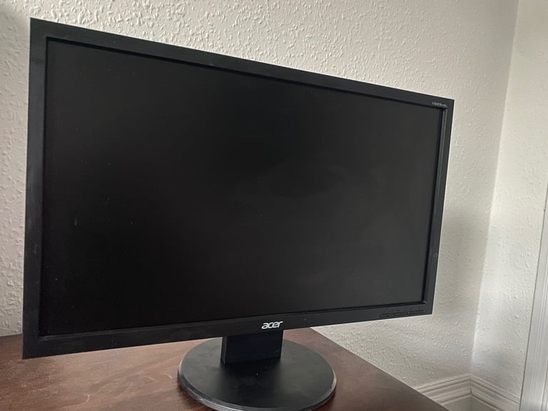 Acer V223HQL 21.5 inch VGA DVI-D 1920x1080 Monitor With Stand