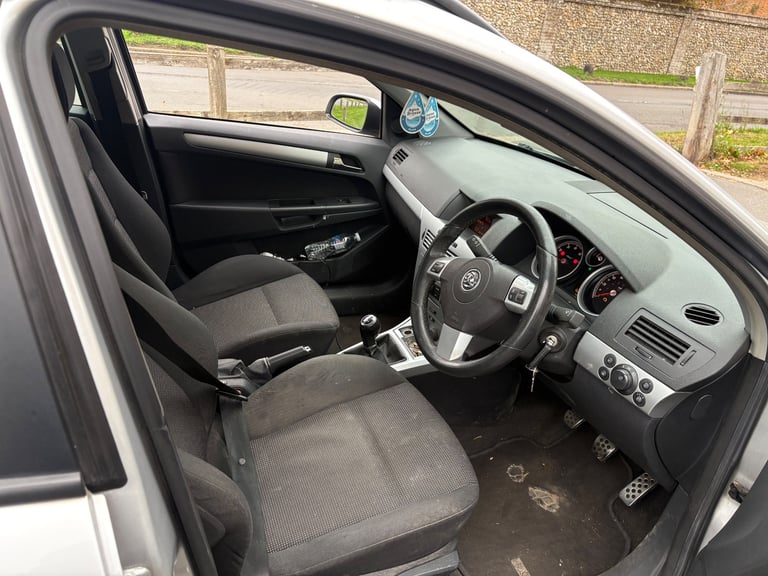 Vauxhall, ASTRA, Estate, 2008, Manual, 1364 (cc),5 doors - Image 14