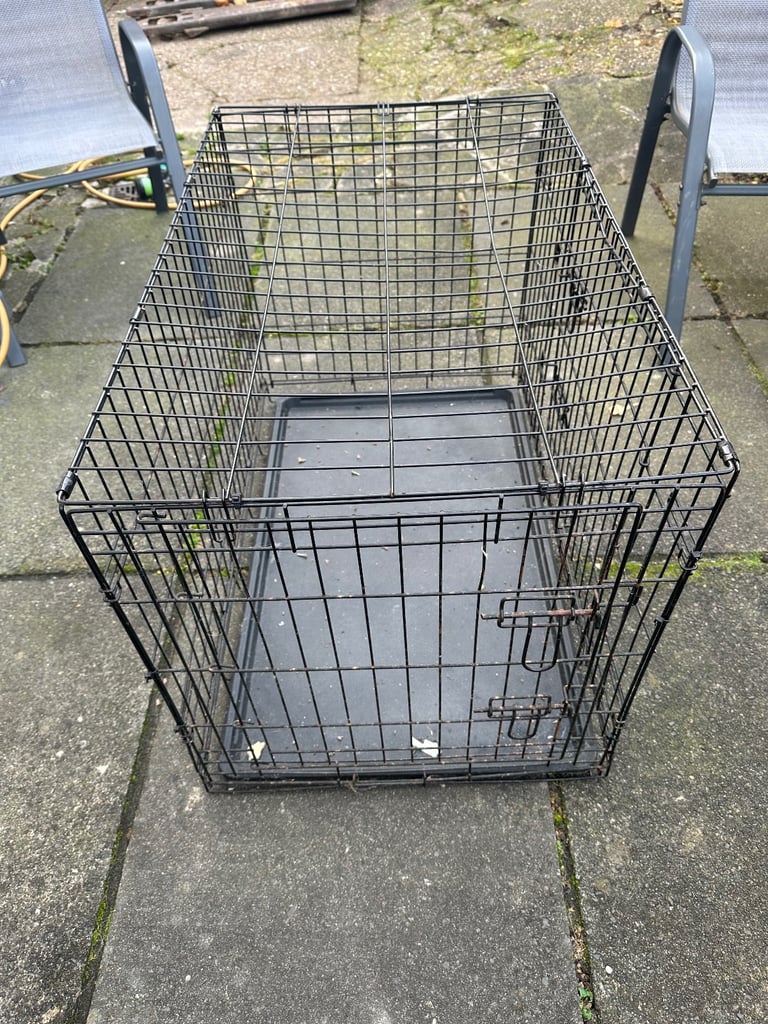 Dog crate 