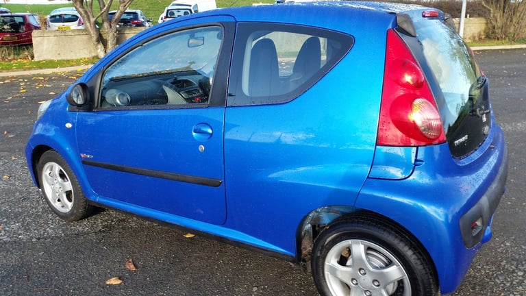*!*£20 A YEAR ROAD TAX*!* 2010 Peugeot 107 1.0 verve **FULL YEARS MOT** **JUST VALETED** C1 AYGO