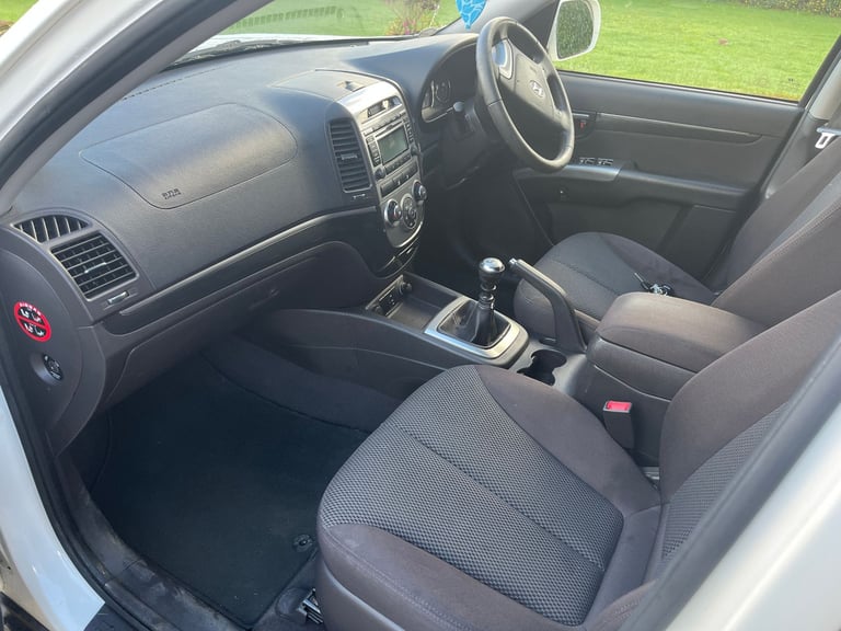 Hyundai, SANTA FE, Style, CRDi, Estate, 4WD, 7 seats, 2011 (61), Manual, 2199 (cc), 5 doors