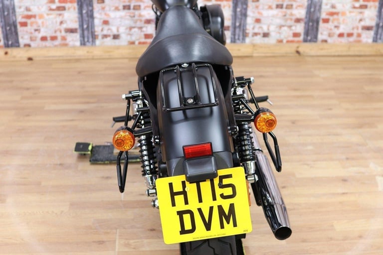 **DEPOSIT TAKEN** 2015 HARLEY XL 883 N SPORTSTER IRON - 4,004 MILES - 1 OWNER