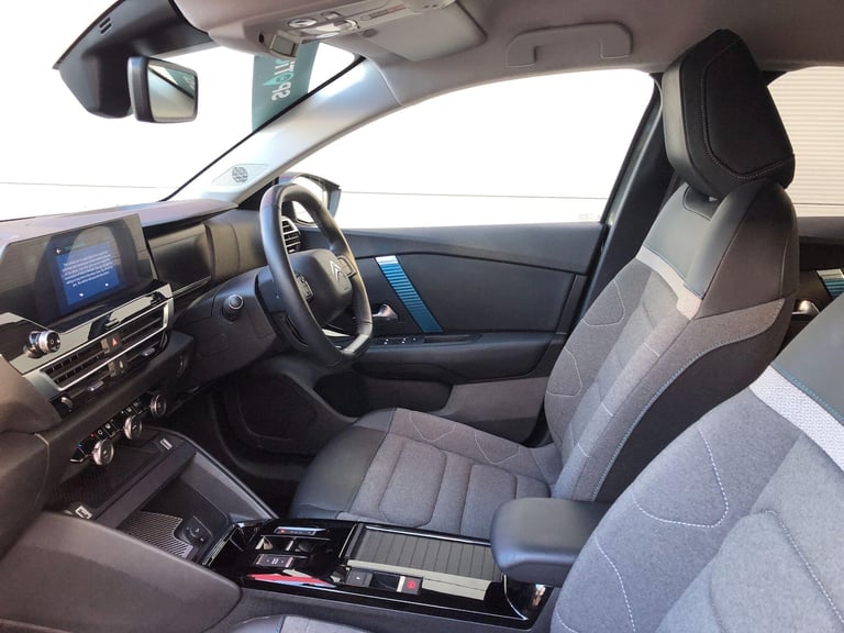 2021 Citroen e-C4 50kWh Shine Auto 5dr HATCHBACK Electric Automatic