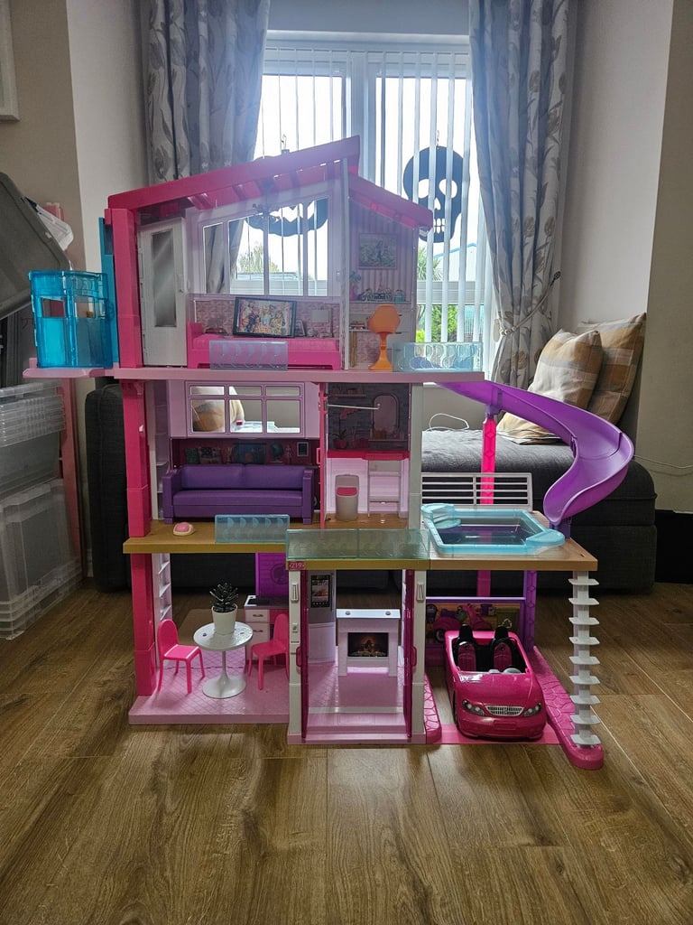 Barbie dream house