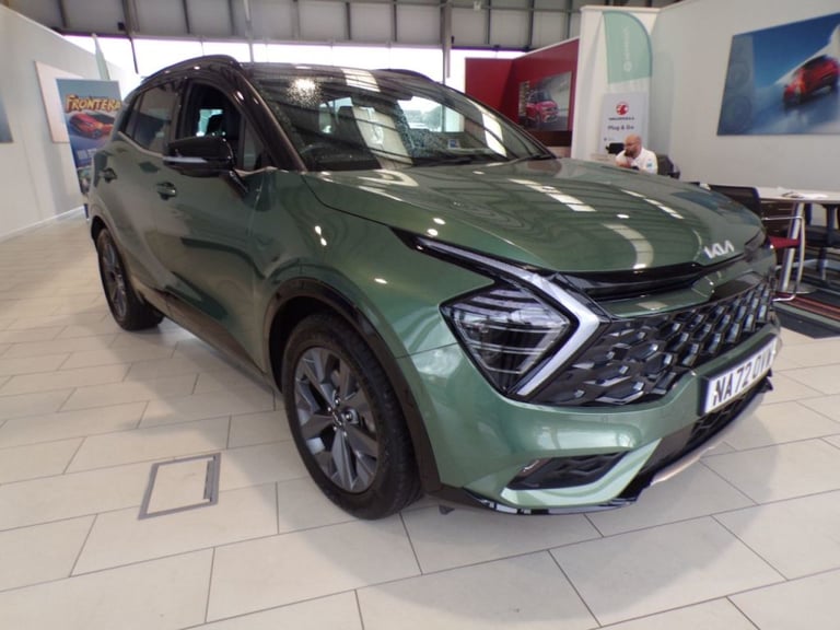 image for  Kia Sportage 1.6T GDi HEV GT-Line S 5dr Auto Petrol/Electric Hybrid