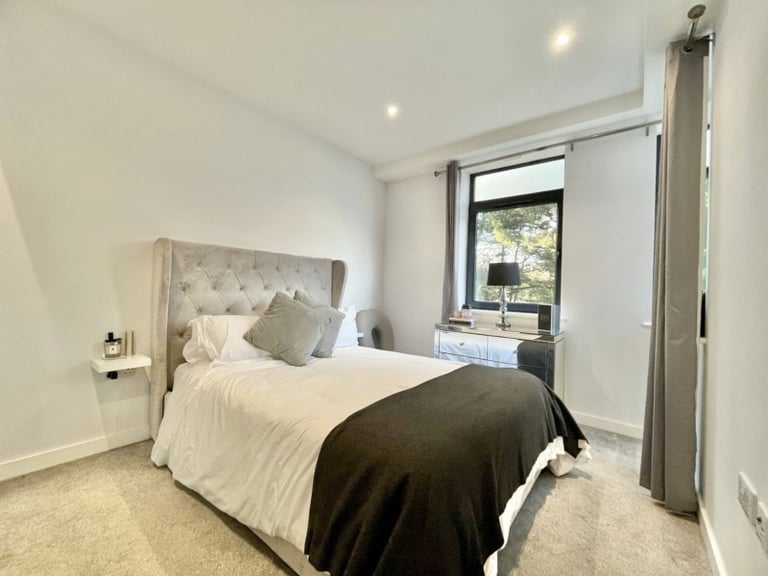 ☑️✨AMAZING ROOM IN SURREY QUAYS !!📌📌 AVAILABLE NOW!!  