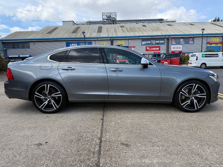 2018 Volvo S90 2.0 T8 Hybrid R DESIGN Pro 4dr AWD Geartronic SALOON Petrol Parallel Phev Automatic