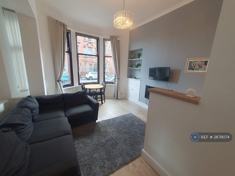 1 bedroom flat in Mount Florida, Glasgow, G42 (1 bed) (#2679074)