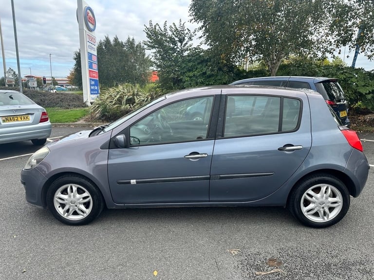2007 Renault Clio 1.2 TCe 16v Dynamique Hatchback 5dr Petrol Manual (139 g/km, 100 bhp) Hatchback... - Image 9