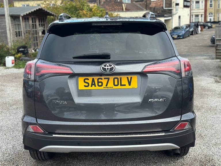 2017 Toyota RAV4 2.0 D-4D Excel TSS 5dr [Nav] 2WD ESTATE Diesel Manual