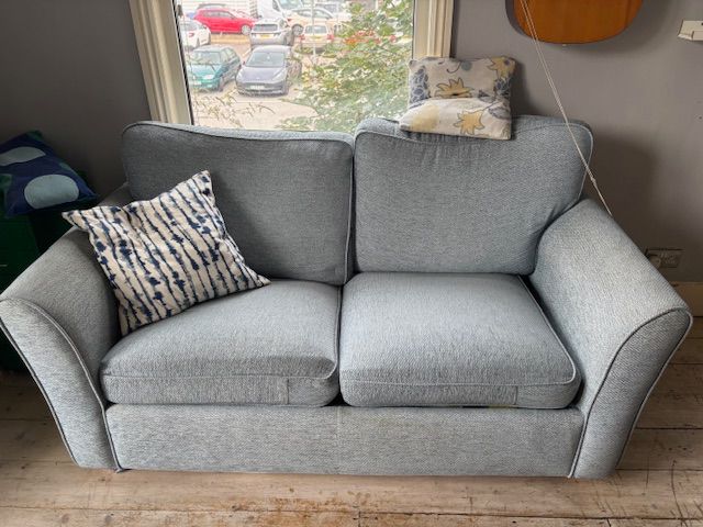 2 seat sofa bed