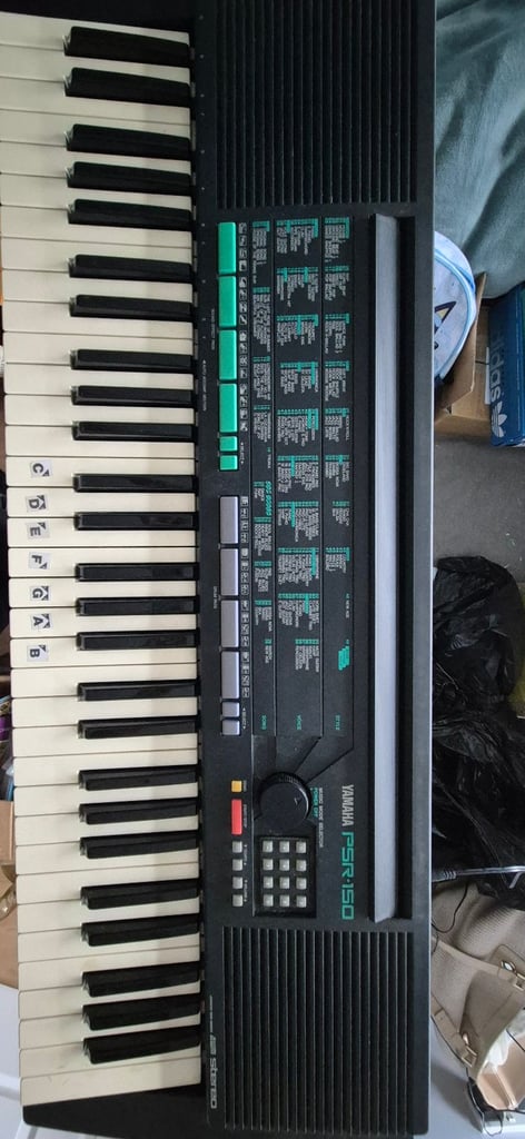 Yahama PSR-150 Keyboard