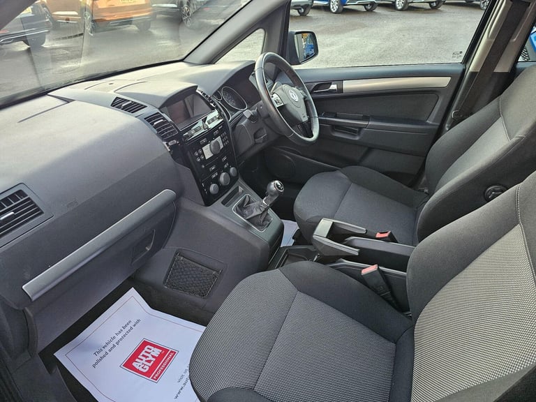 2013 Vauxhall Zafira 1.7 CDTi ecoFLEX Design Euro 5 5dr (SNav) MPV Diesel Manual