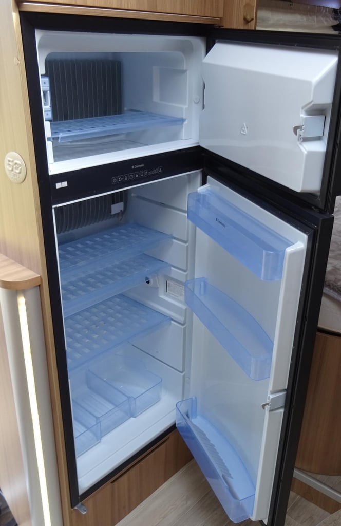 Pilote Reference P716 -2013 -4  berth - French bed - Motorhome for Sale