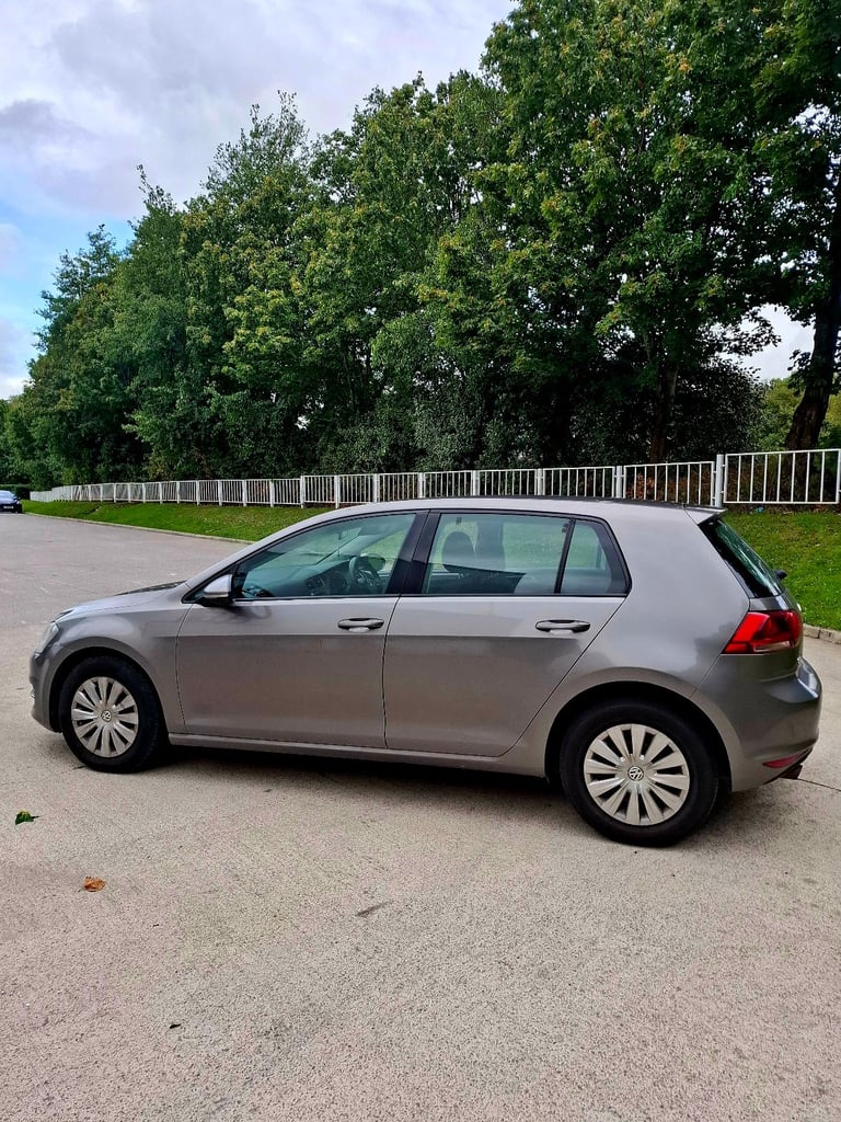 Volkswagen, GOLF, Hatchback, 2013, Manual, 1598 (cc), 5 doors