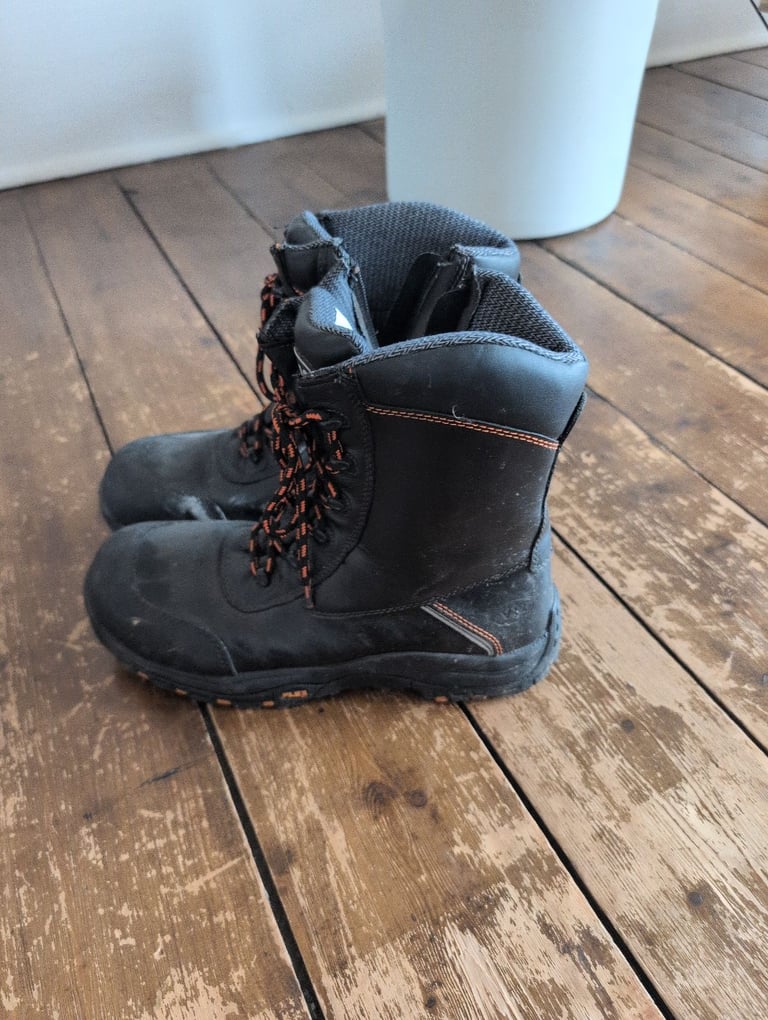 Steel toe cap boots