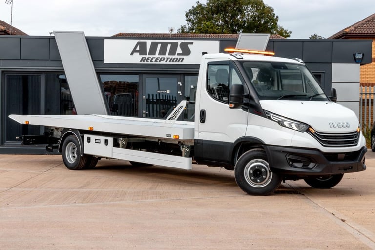 image for 2025 IVECO DAILY 7.2T 180BHP MANUAL TOP SPEC CAR TRANSPORTER RECOVERY TRUCK