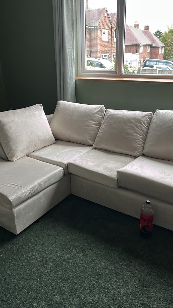 image for Brand new left hand facing Chaise & Chair