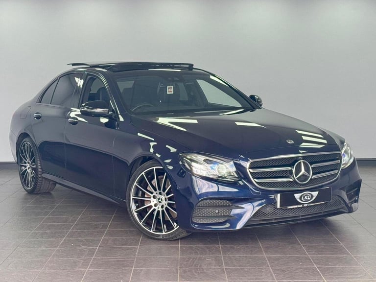MERCEDES-BENZ E CLASS 2.0 E300d AMG Line Night Edition (Premium Plus) G-Tronic+