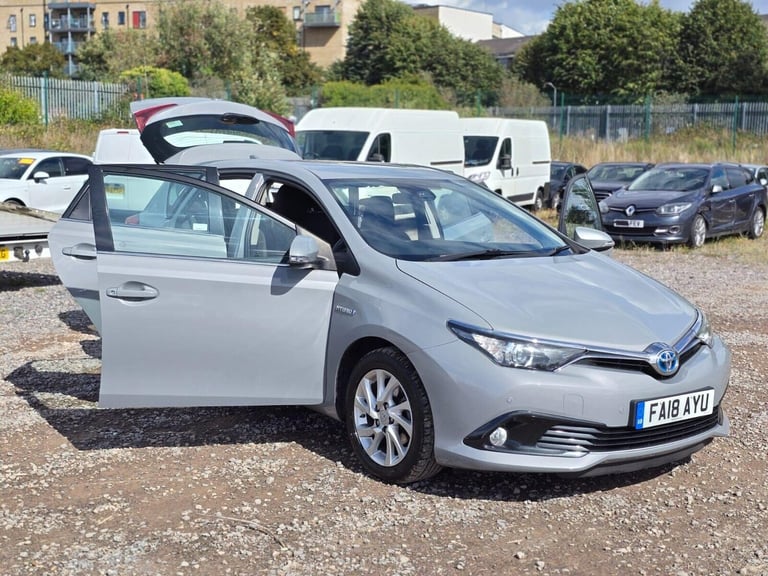 2018 Toyota Auris 1.8 VVT-h Icon CVT Euro 6 (s/s) 5dr Hatchback Hybrid Automatic