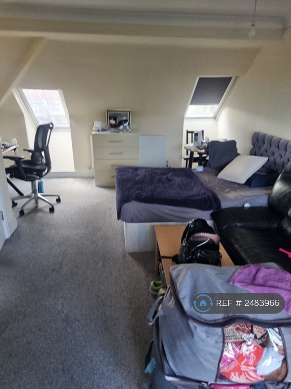image for Studio flat in Imperial Drive, Harrow, HA2 (#2483966)