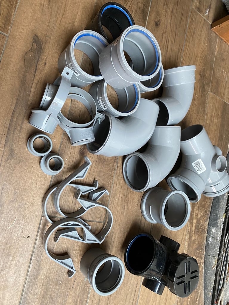 Waste pipe connectors 4 inch / 110 mm job lot