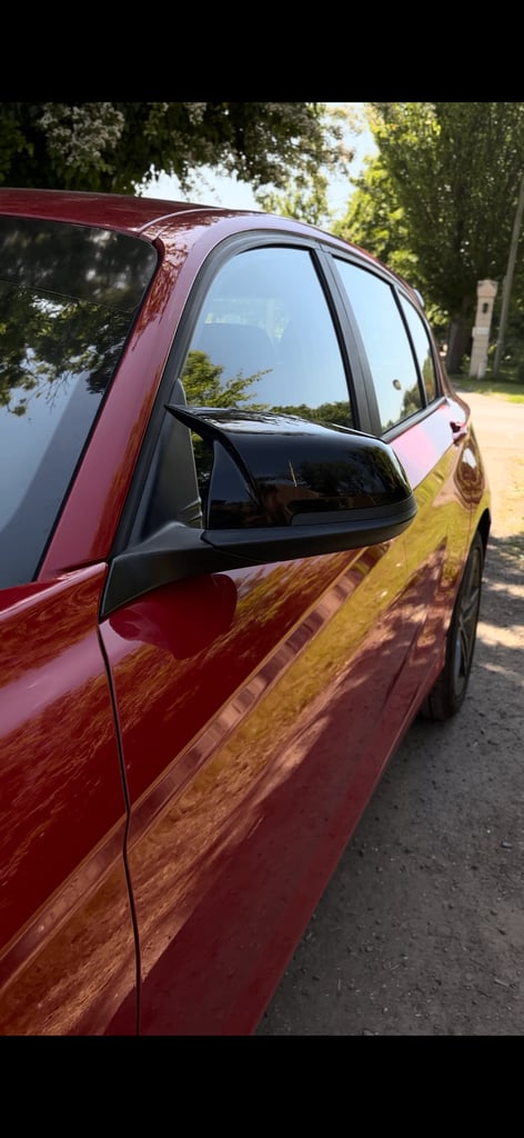 BMW, 1 SERIES, Hatchback, 2013, Manual, 1995 (cc), 5 doors