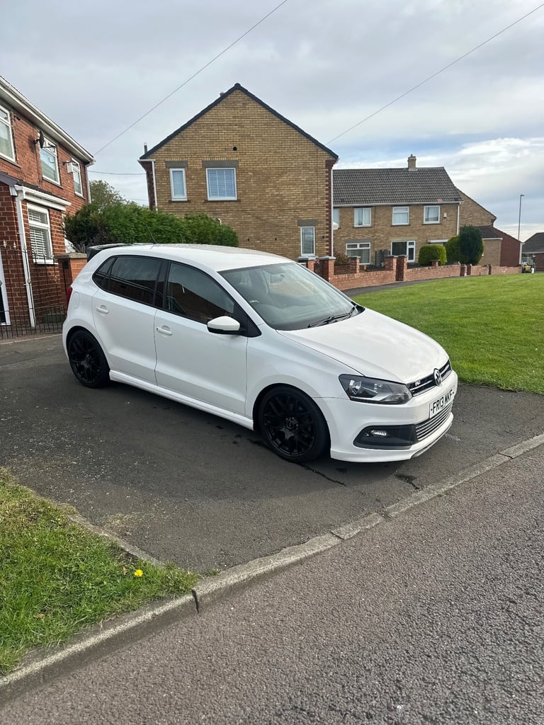 Volkswagen, POLO, Hatchback, 2013, Manual, 1197 (cc), 5 doors