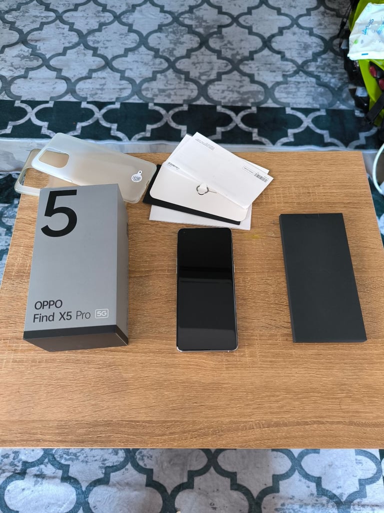image for Oppo Find X5 Pro 5g 256gb unlocked (dual SIM) 