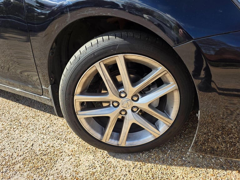 LEXUS CT 1.8 200H SE-L CVT EURO 5 SS 5DR 2011 Hybrid Automatic in Black