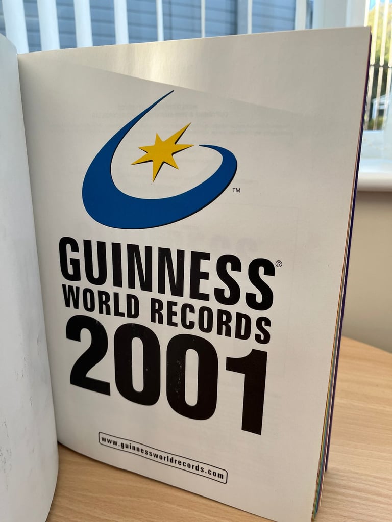 GUINNESS WORLD RECORDS BOOK 2001, V.G.C. (See Photos)