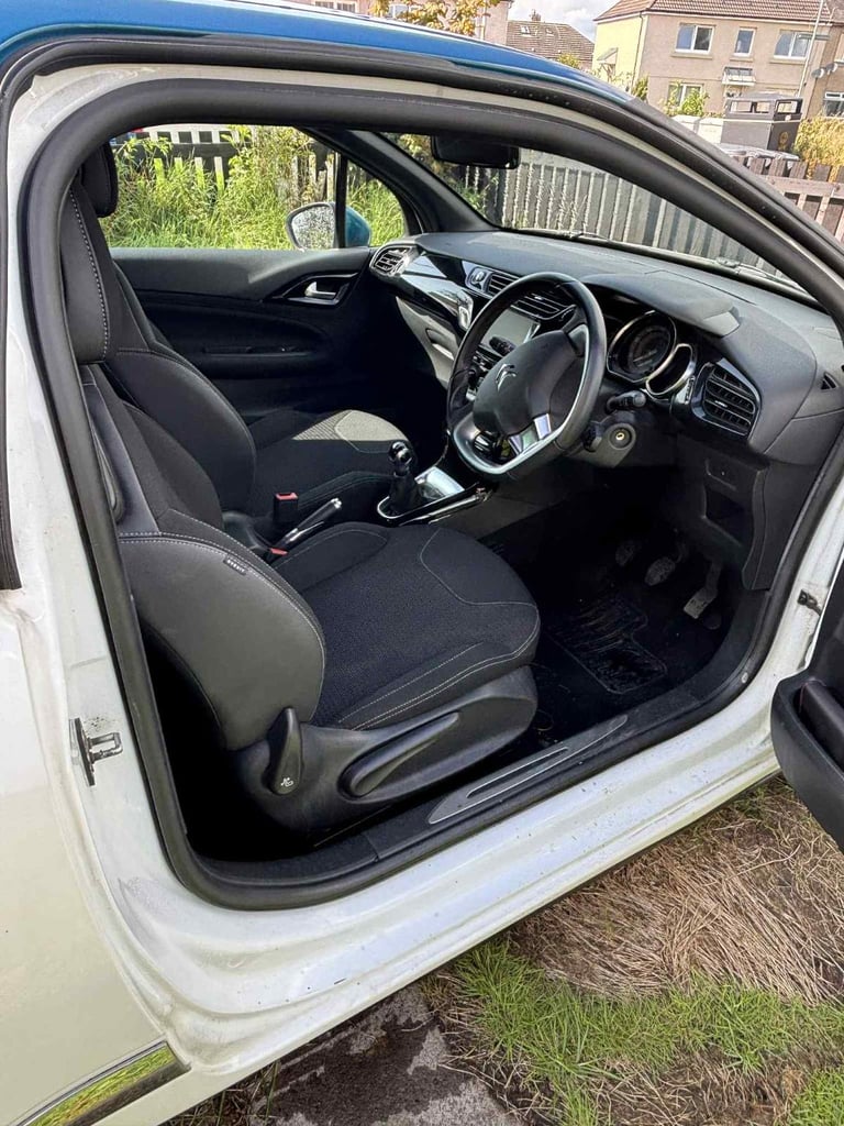 DS, DS 3, Hatchback, 2016, Manual, 1199 (cc), 3 doors