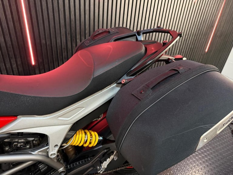 2015 Ducati Hyperstrada 821 821 Euro 3