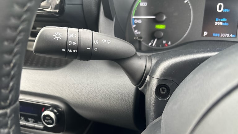 2022 Toyota Yaris 1.5 Hybrid Icon 5dr CVT Hybrid Hatchback Hatchback Hybrid Automatic