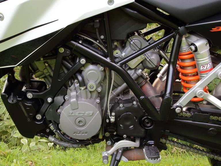 KTM 990 SMT