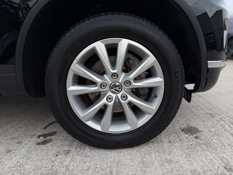 2015 Volkswagen Touareg 3.0 TDI V6 BlueMotion Tech Escape SUV 5dr Diesel