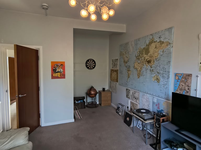 Well Presented 2 Bedroom Flat in Quiet Ruchill Area