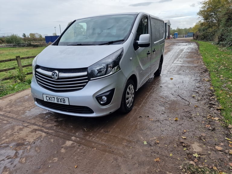 2017 Vauxhall Vivaro Silver  Drives Perfect  5m MOT  Sportive Spec  SWB