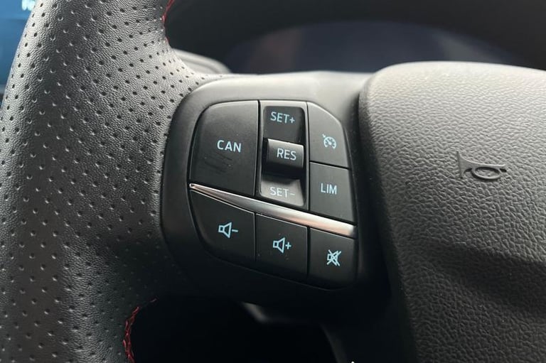 2025 Ford Focus 1.0 EcoBoost Hybrid mHEV ST-Line X 5dr HATCHBACK PETROL Manual