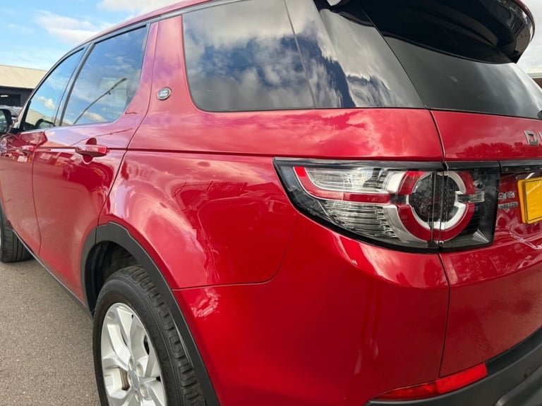 2015 Land Rover Discovery Sport 2.0 TD4 HSE SUV 5dr Diesel Auto 4WD Euro 6 (s/s) (180 ps) ESTATE ...