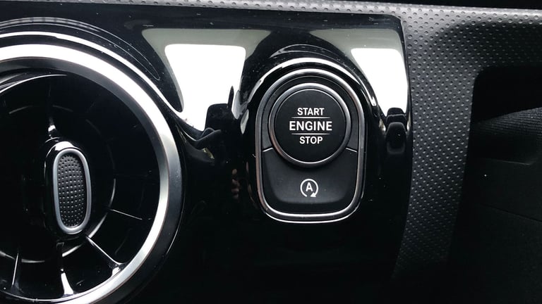 2022 Mercedes-Benz A-Class A 200 SPORT EXECUTIVE AUT Saloon Petrol Automatic