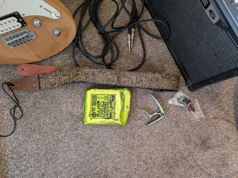 Yamaha Pacifica Electric Guitar, Amp and Carry Case
