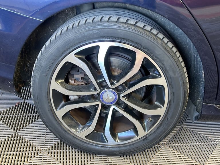 2016 Mercedes-Benz C Class C350e Sport Premium Plus 4dr Auto SALOON PETROL/ELECTRIC Automatic