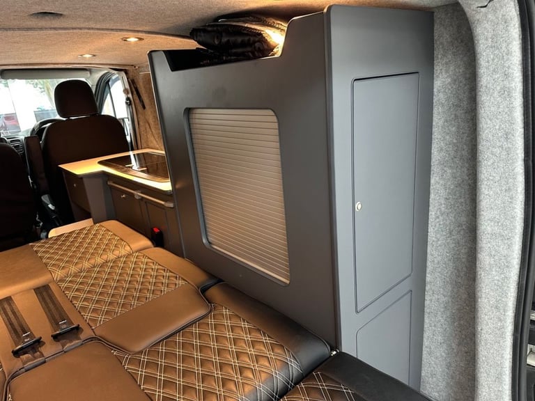 2015 Renault Trafic 1.6 dCi 27 Business camper conversion, 6 seats 5dr Diesel Manual SWB Standa C...